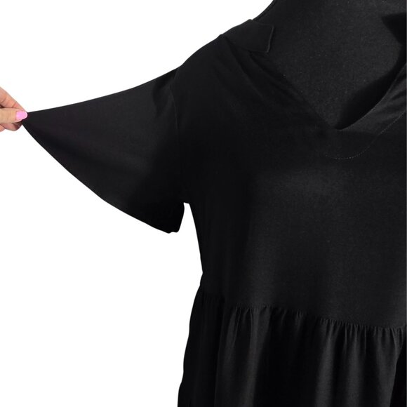 NWT | Black Tiered Ruffle Short Sleeve V-Neck Dress Zipper & Pockets | Medium - Picture 3 of 5